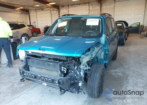 2021 Jeep Renegade Upland 4X4 из США, поврежденный, VIN ZACNJDAB1MPM22141